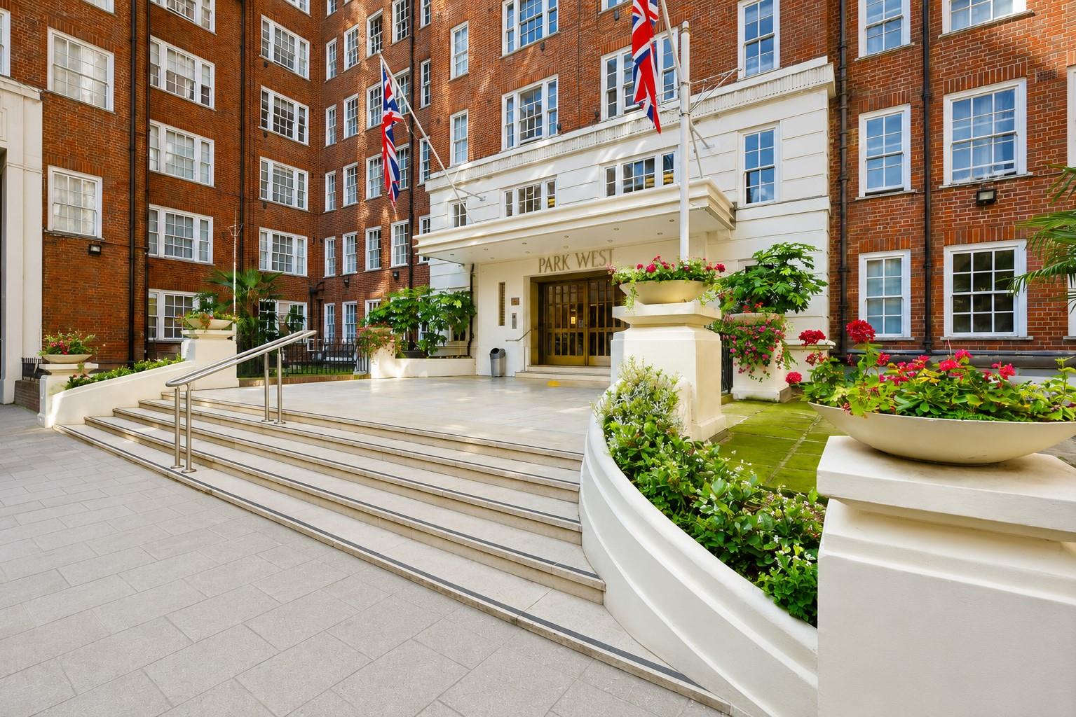 Spacious One Bedroom Flat in Edgware Road W2 Area